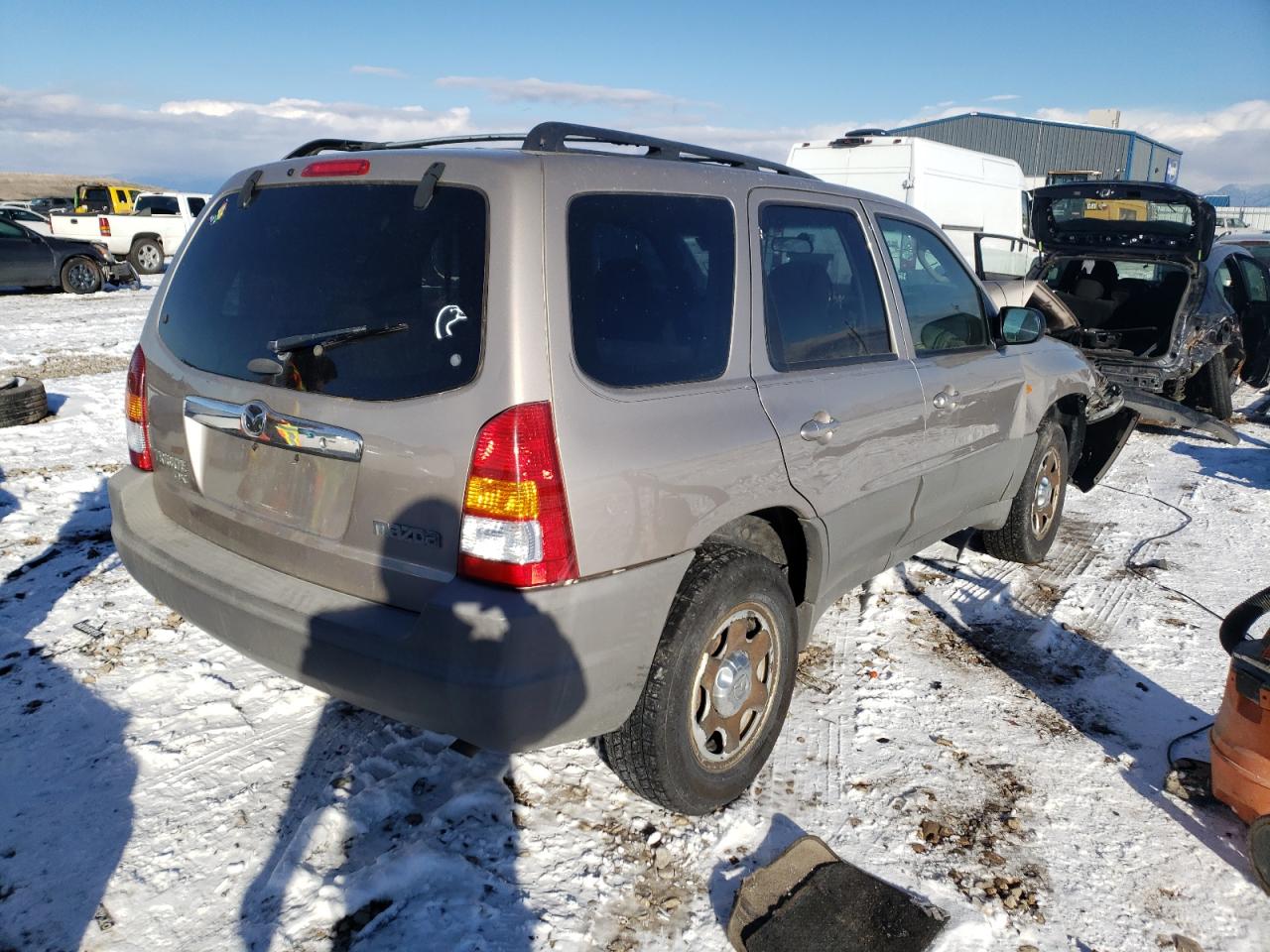 Photo 4 from auction – 2001 MAZDA TRIBUTE with VIN 4F2YU06B81KM53935