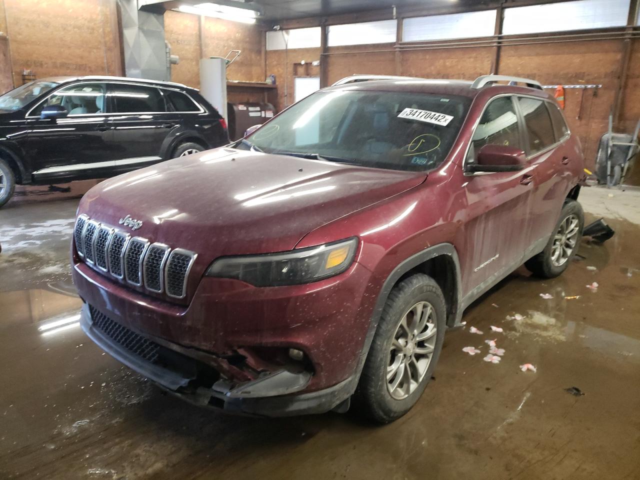 Photo 2 from auction – 2019 JEEP CHEROKEE L with VIN 1C4PJMLB9KD457532