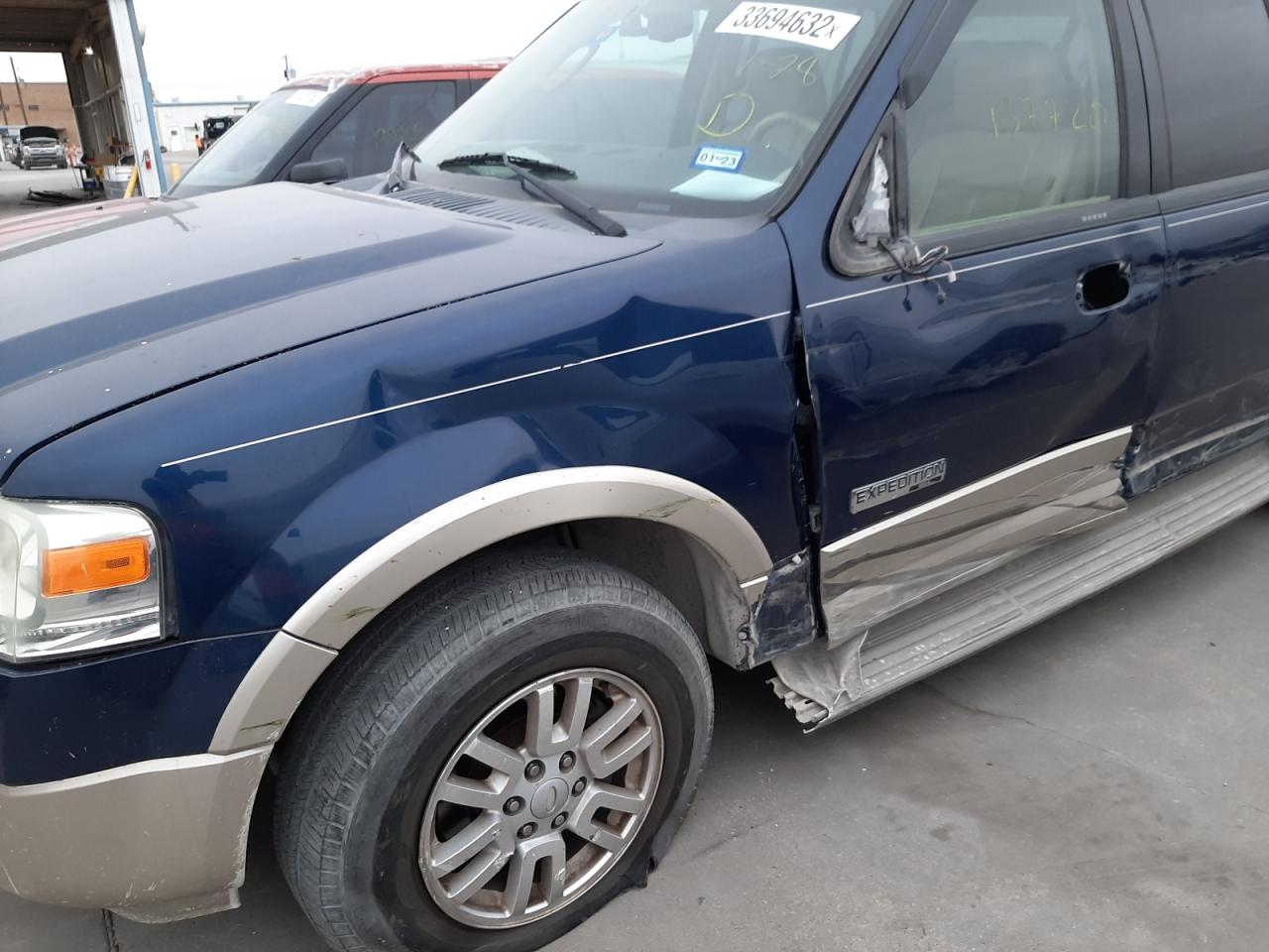 Zdjęcie 9 z aukcji – 2008 FORD EXPEDITION z VIN 1FMFK18518LA80067