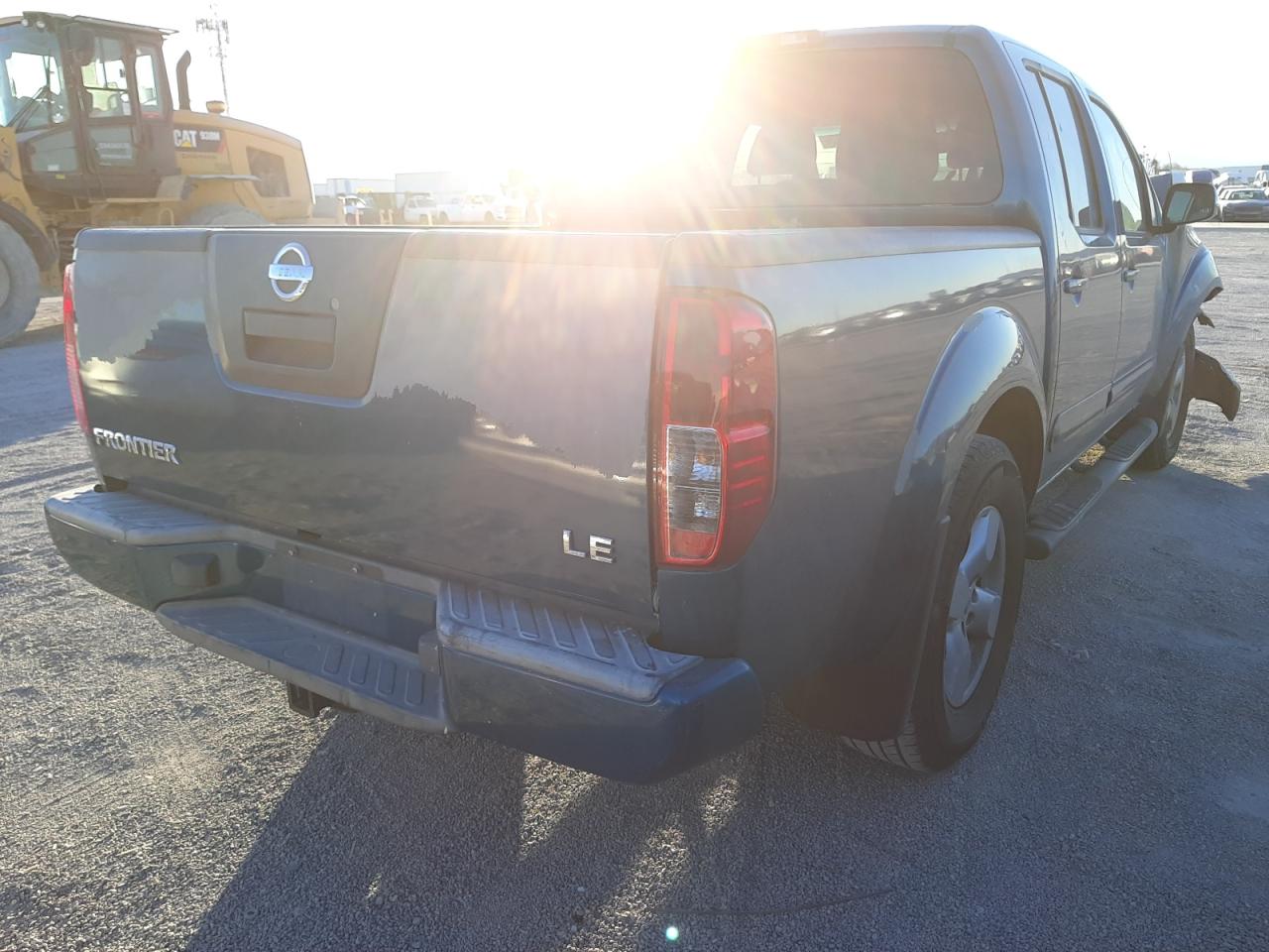 Photo 4 from auction – 2005 NISSAN FRONTIER C with VIN 1N6AD07U65C401766