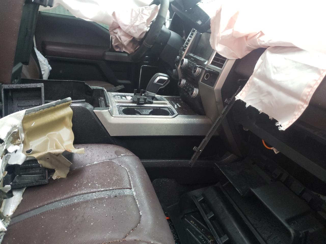 Photo 5 from auction – 2016 FORD F150 SUPER with VIN 1FTEW1CF3GFA08210