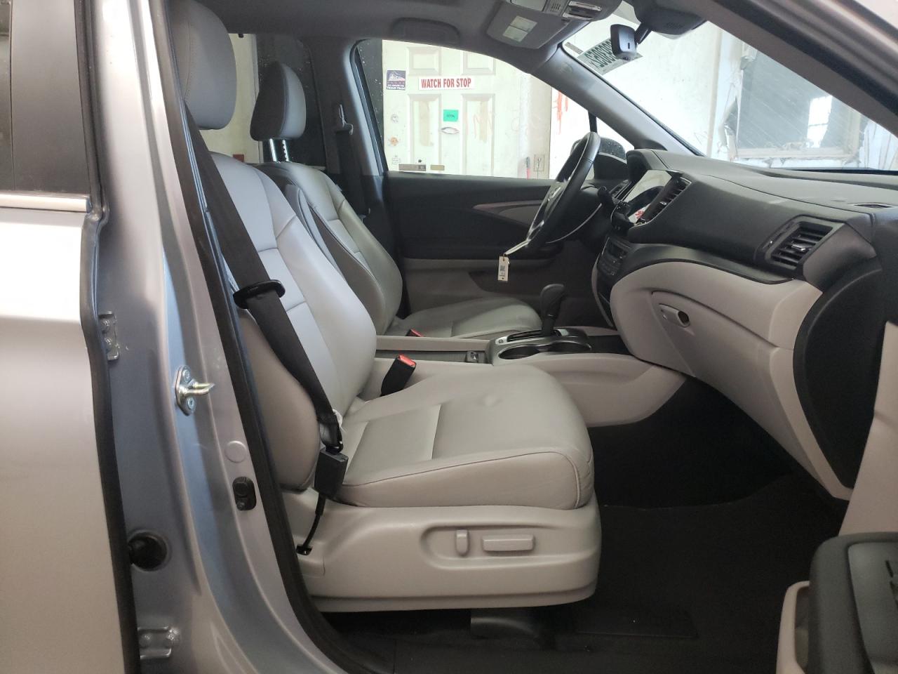 Photo 5 from auction – 2019 HONDA PILOT EXL with VIN 5FNYF6H53KB006903