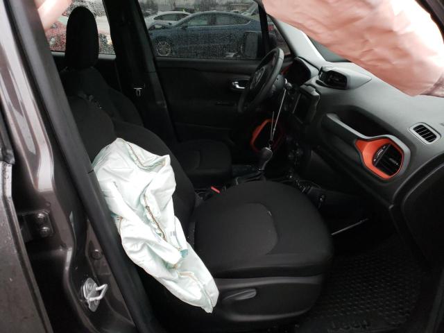 Photo 5 from auction – 2018 JEEP RENEGADE with VIN ZACCJBAB1JPH53067