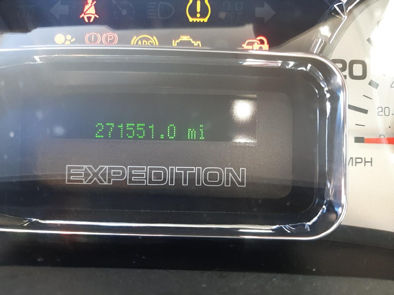 Photo 8 from auction – 2007 FORD EXPEDITION with VIN 1FMFU18527LA74187