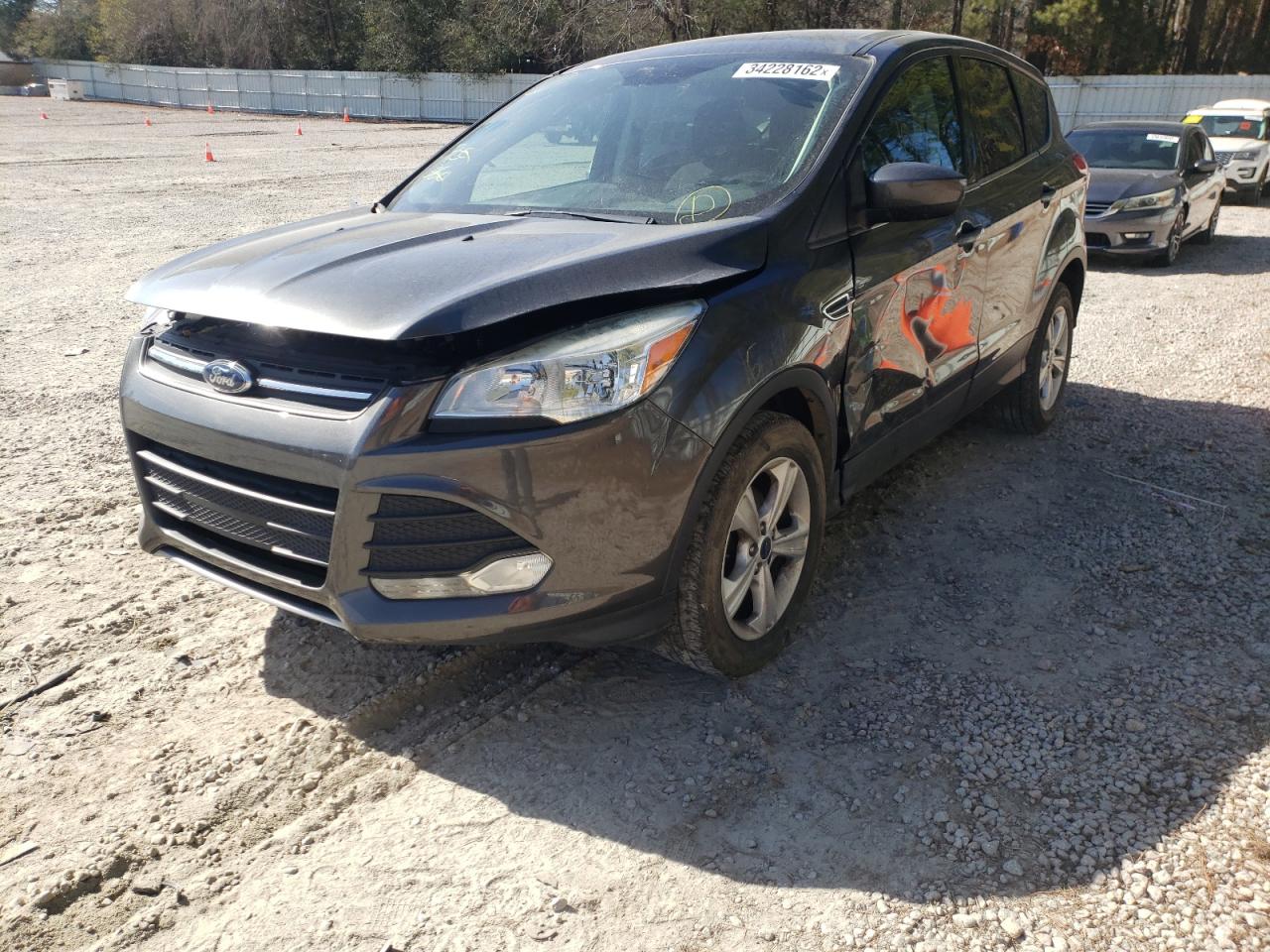 Photo 2 from auction – 2015 FORD ESCAPE SE with VIN 1FMCU0G73FUB55904