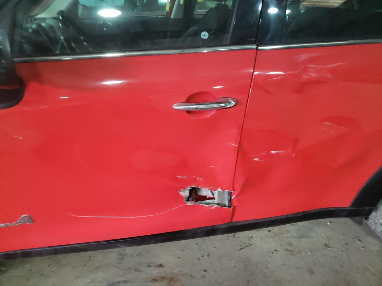 Photo 9 from auction – 2011 MINI COOPER S C with VIN WMWZC5C57BWL52816