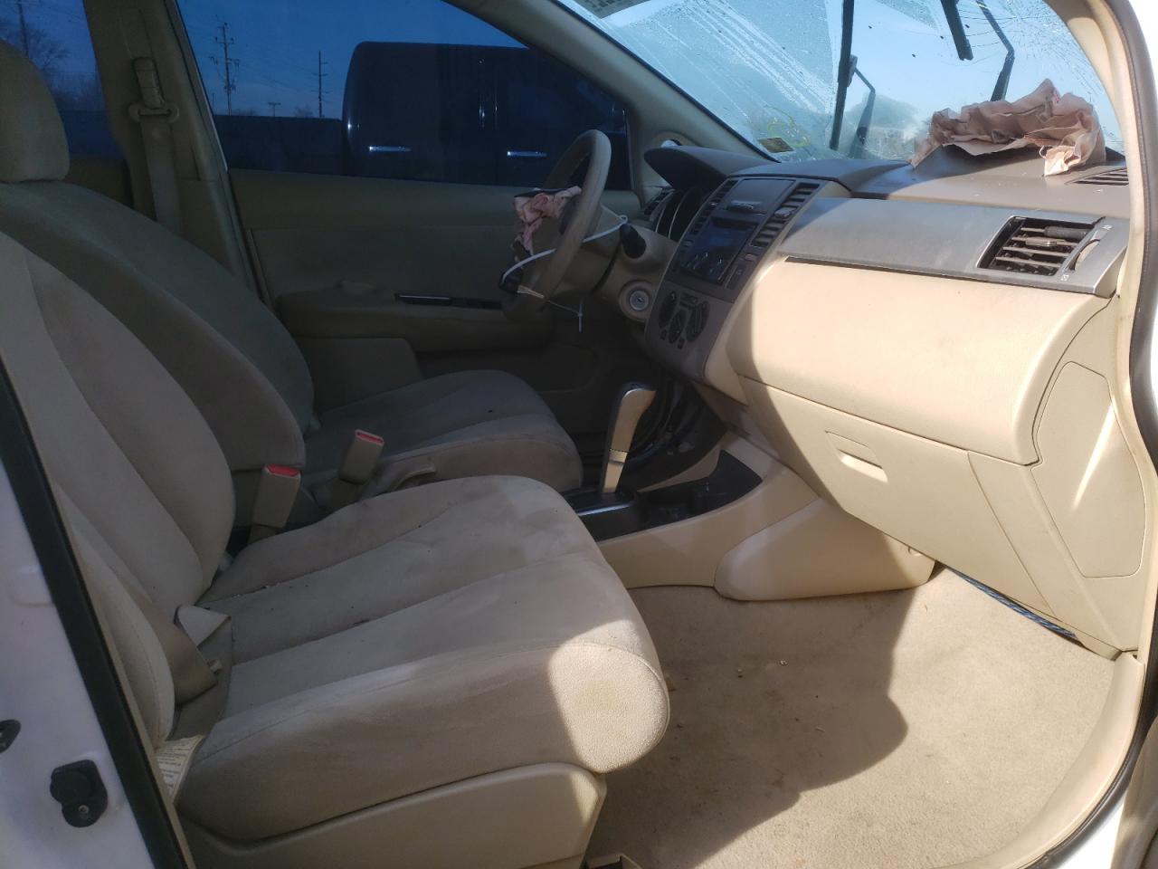 Photo 5 from auction – 2007 NISSAN VERSA S with VIN 3N1BC13E37L387687
