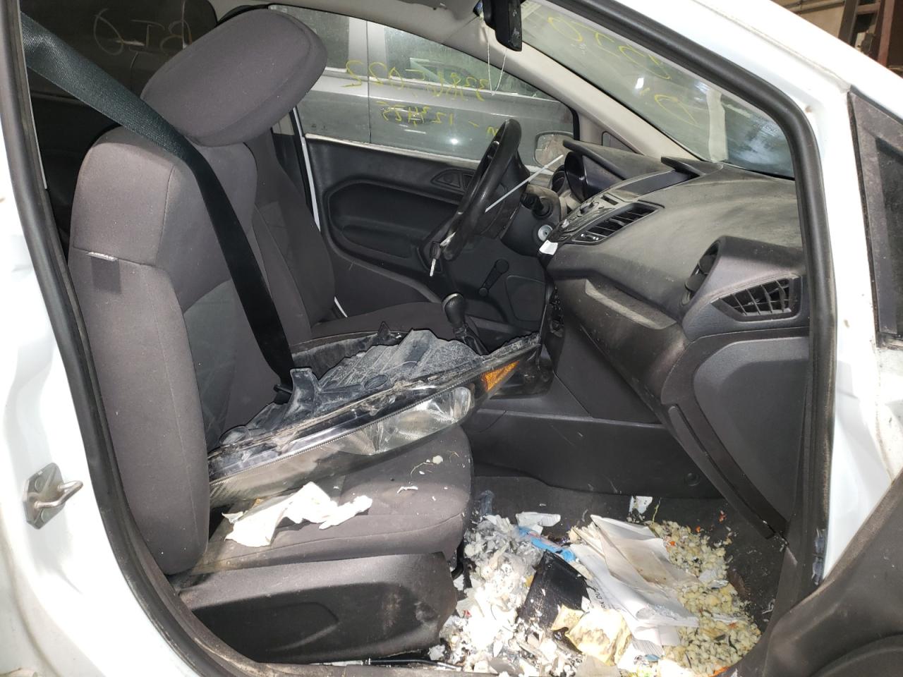 Photo 5 from auction – 2014 FORD FIESTA S with VIN 3FADP4AJ1EM189747