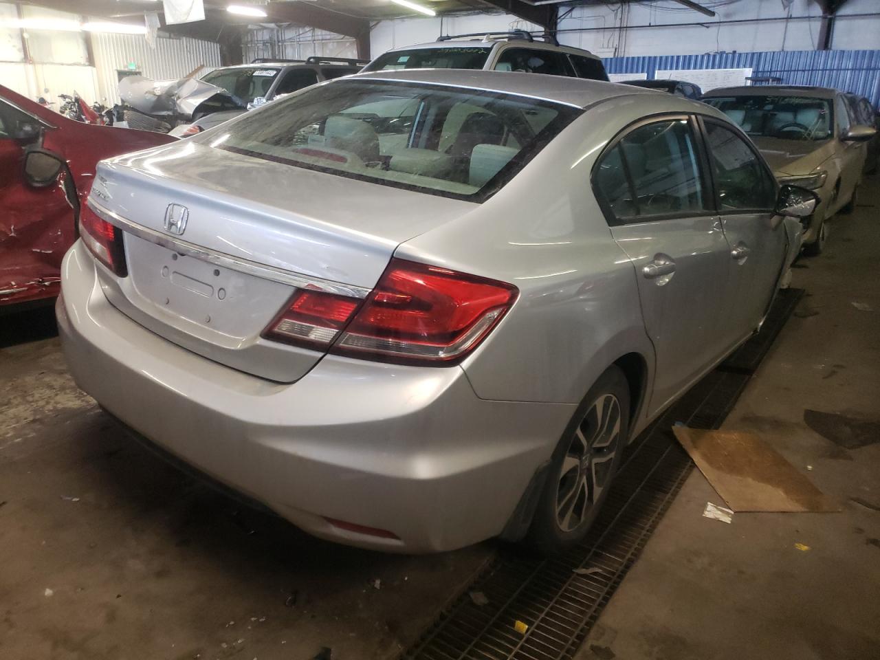 Photo 4 from auction – 2015 HONDA CIVIC EX with VIN 2HGFB2F86FH535370