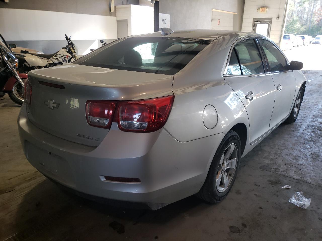 Photo 4 from auction – 2015 CHEVROLET MALIBU with VIN 1G11C5SL3FF103461
