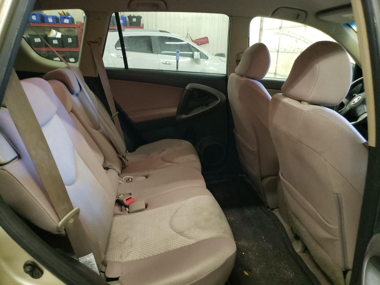 Photo 6 from auction – 2008 TOYOTA RAV4 with VIN JTMZD33V186061936