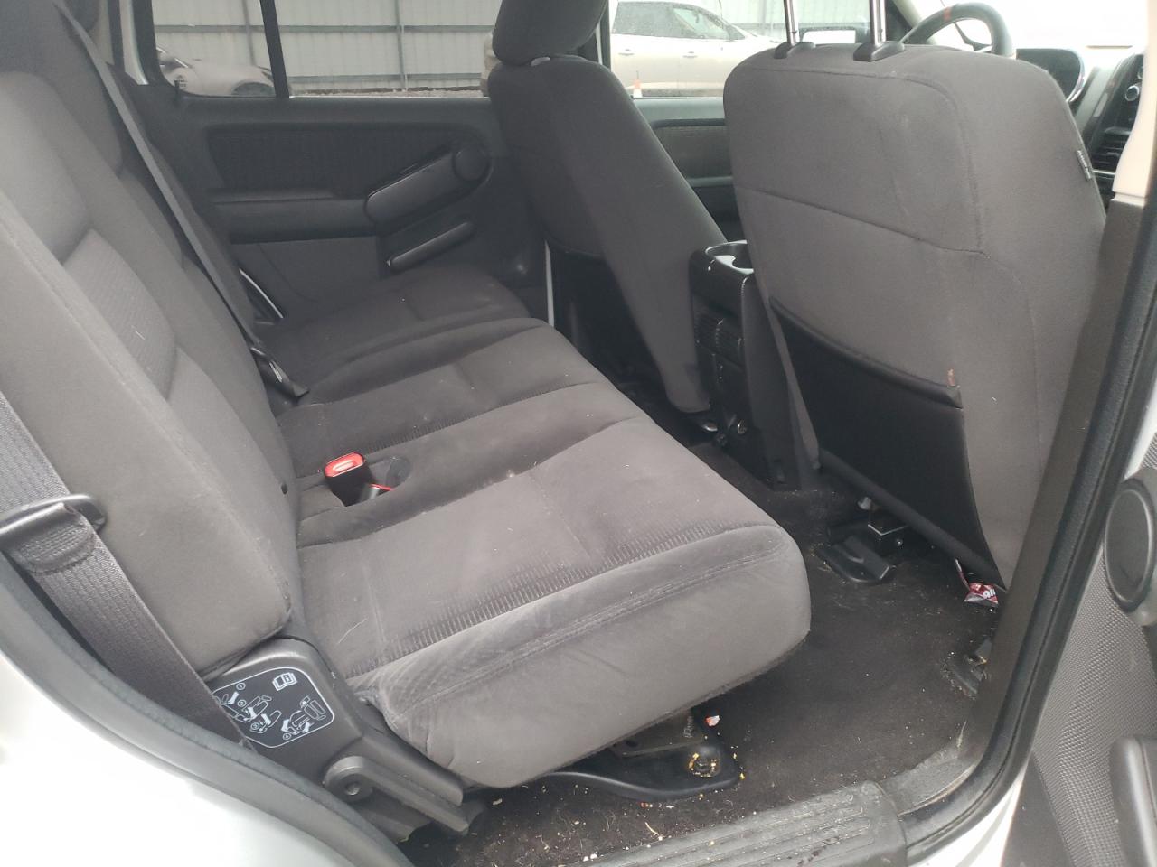 Photo 6 from auction – 2009 FORD EXPLORER X with VIN 1FMEU73E79UA44475