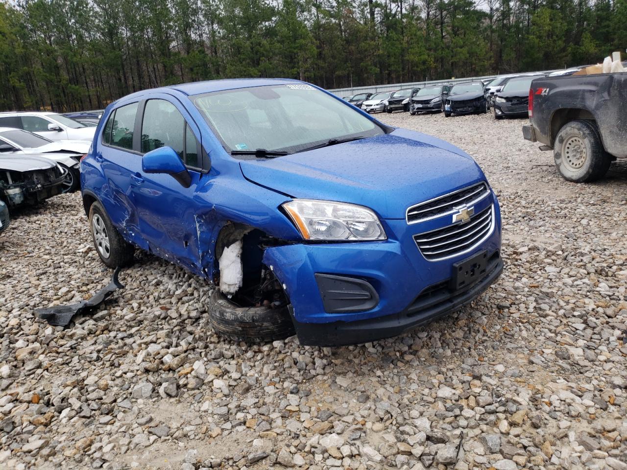 CHEVROLET TRAX LS 2016 with VIN KL7CJKSB2GB618291 - Photo from auction