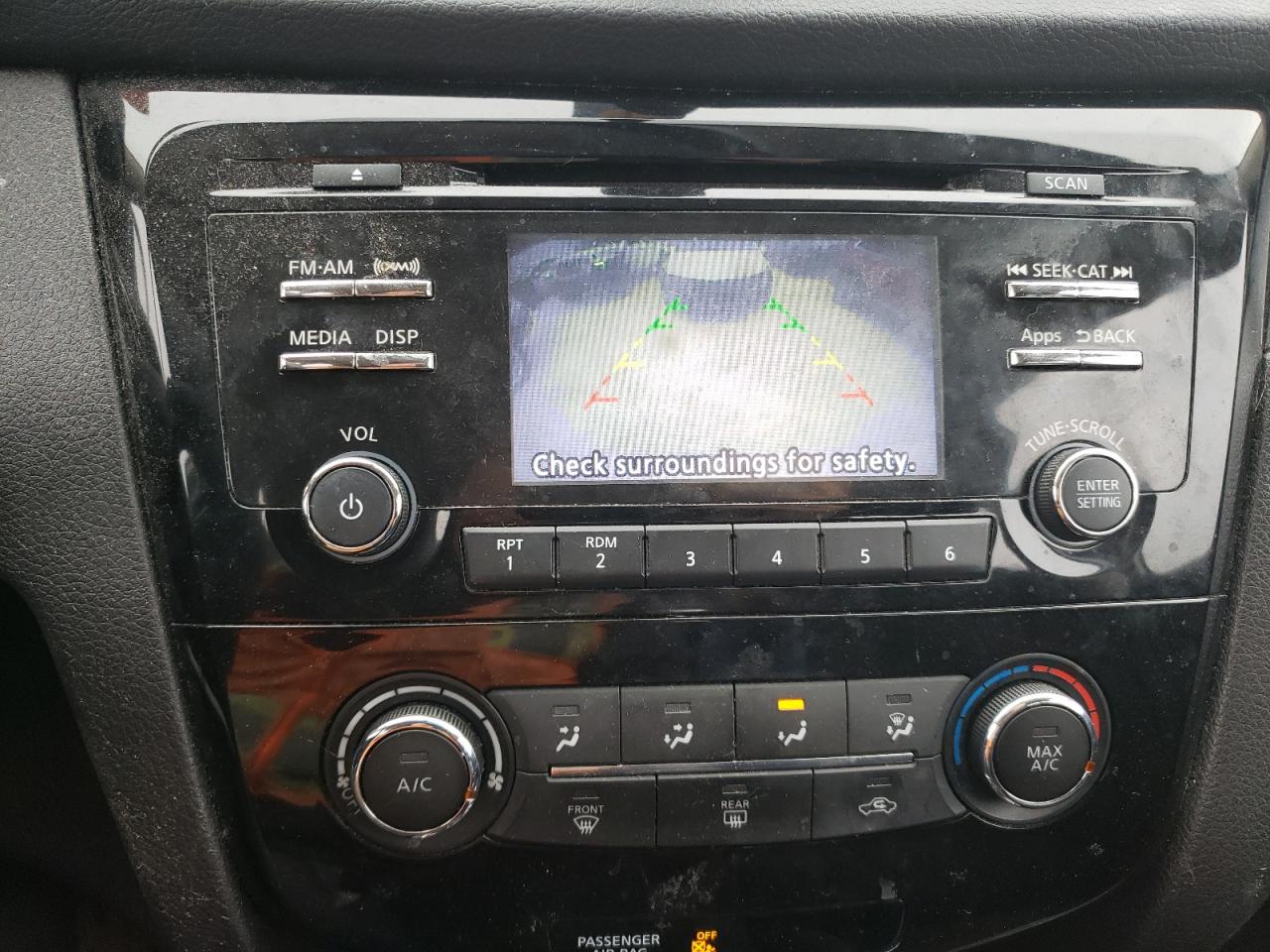 Photo 9 from auction – 2016 NISSAN ROGUE S with VIN JN8AT2MT1GW022757