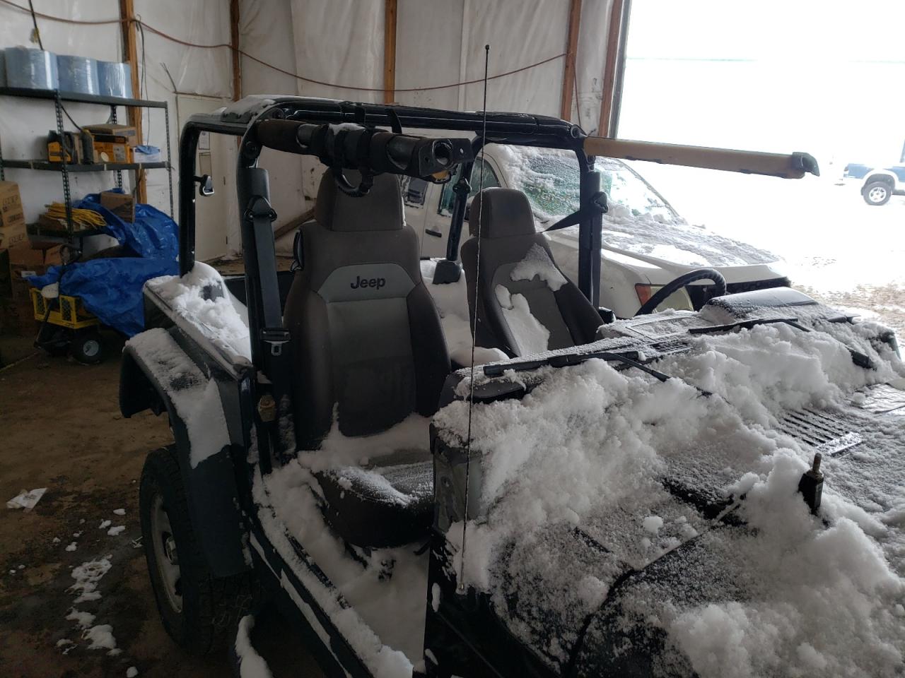 Photo 9 from auction – 2005 JEEP WRANGLER X with VIN 1J4FA39S65P356040