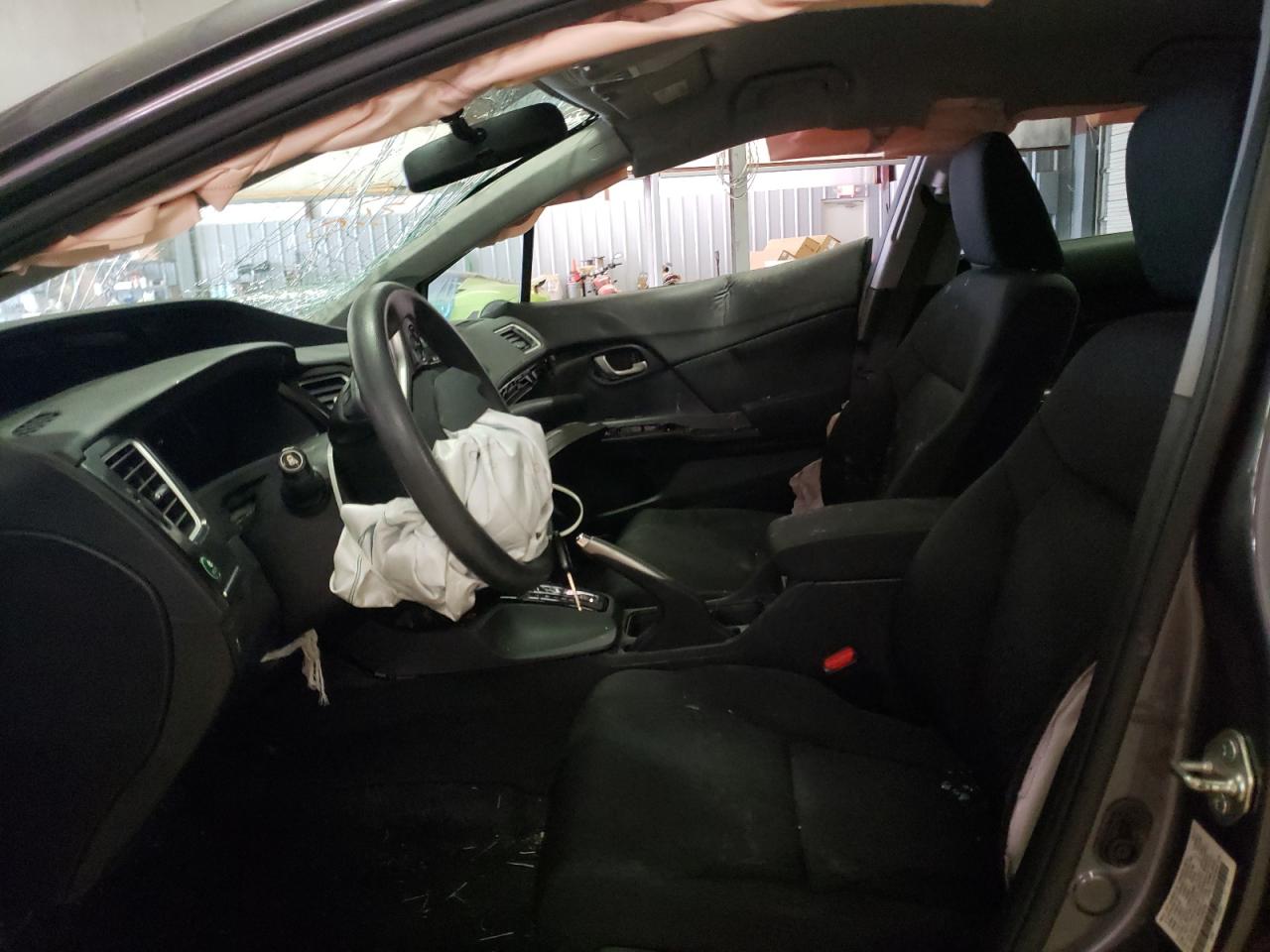 Photo 5 from auction – 2015 HONDA CIVIC SE with VIN 2HGFB2F74FH556709