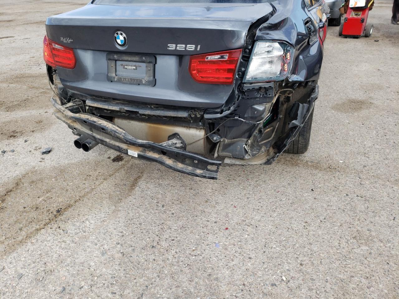 Photo 9 from auction – 2012 BMW 328 I SULE with VIN WBA3C1C57CF433623