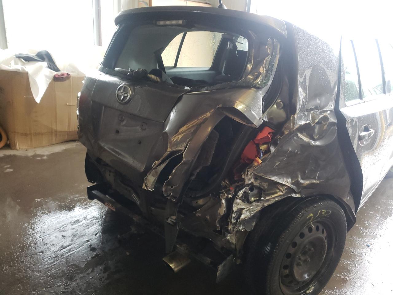 Photo 9 from auction – 2010 TOYOTA SCION XD with VIN JTKKU4B49AJ054082