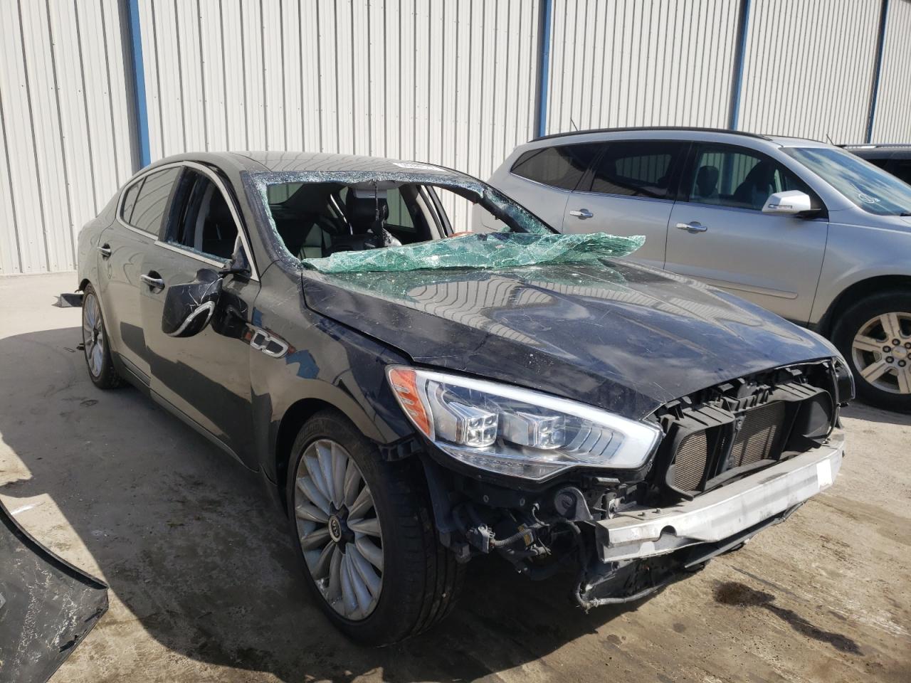 KIA K900 2015 with VIN KNALW4D48F6023321 - Photo from auction
