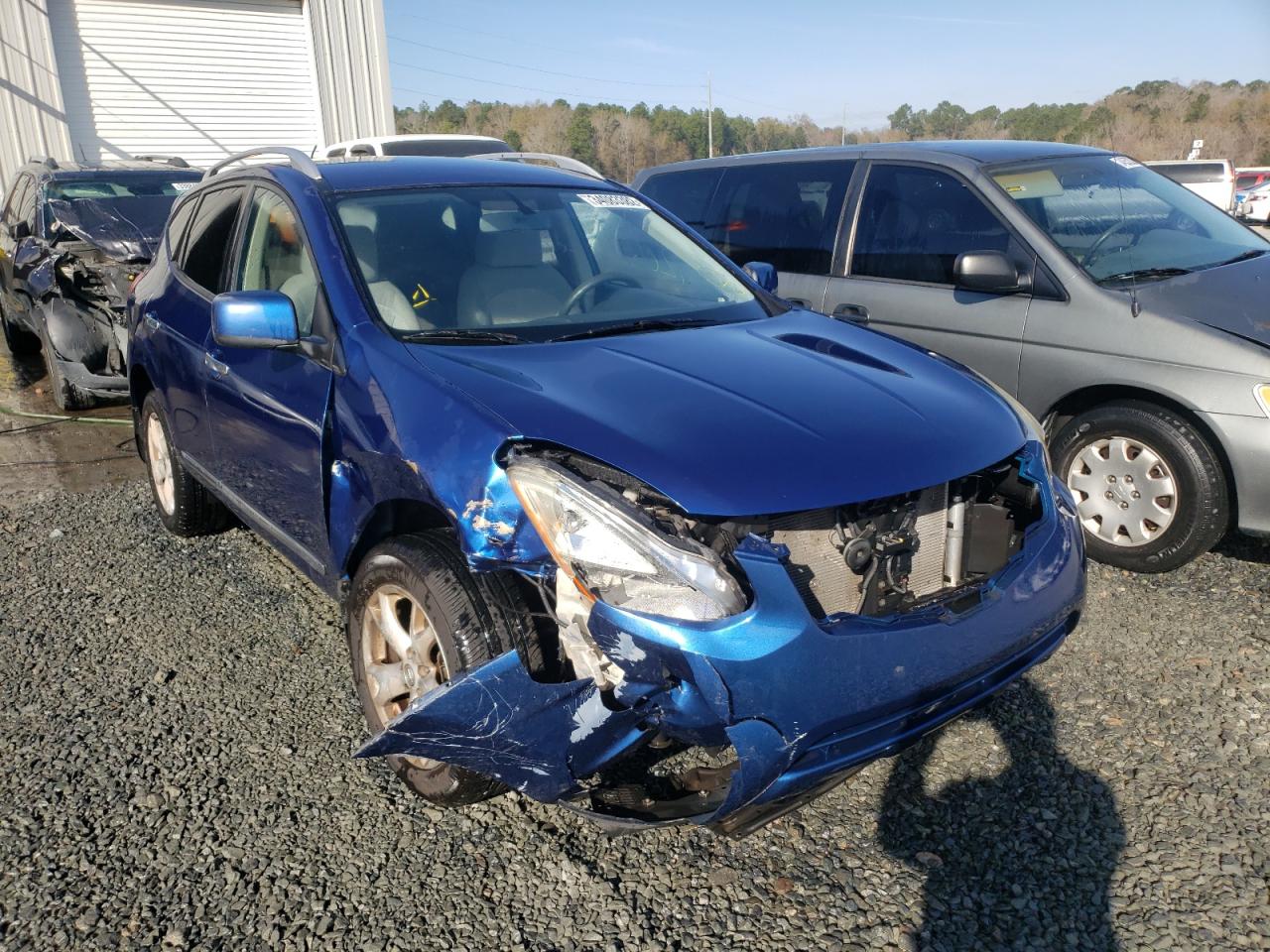 NISSAN ROGUE S 2011 with VIN JN8AS5MV2BW269610 - Photo from auction