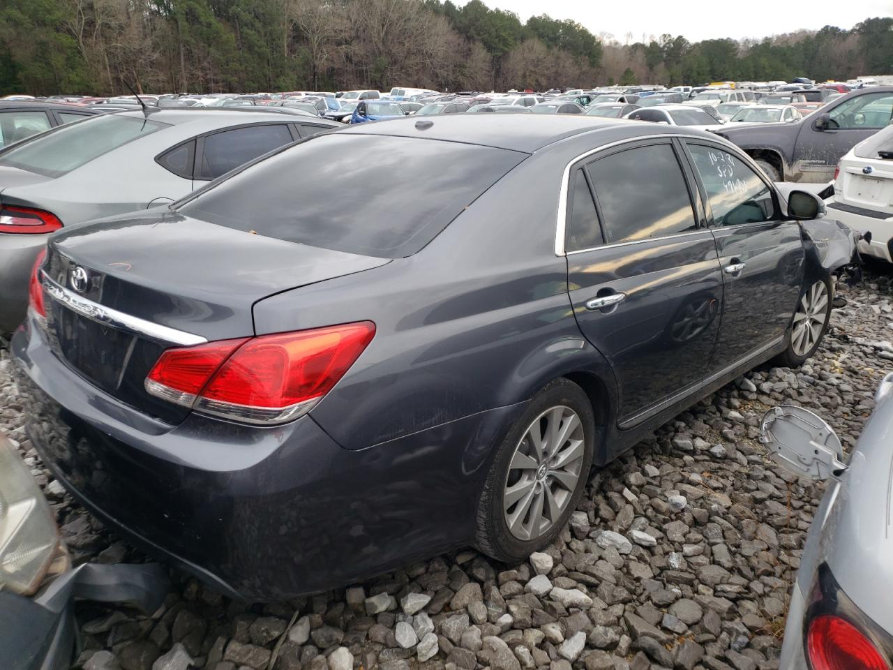 Photo 4 from auction – 2011 TOYOTA AVALON BAS with VIN 4T1BK3DBXBU425328