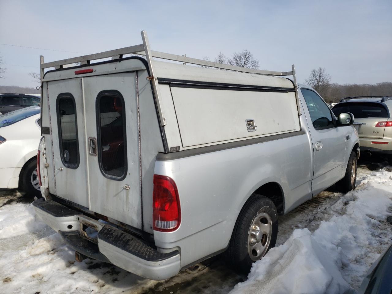 Photo 4 from auction – 2001 FORD F150 with VIN 2FTZF17241CA28543