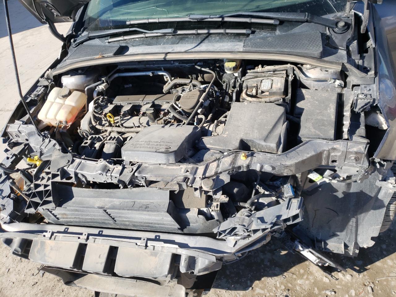 Photo 7 from auction – 2014 FORD FOCUS SE with VIN 1FADP3K28EL441206