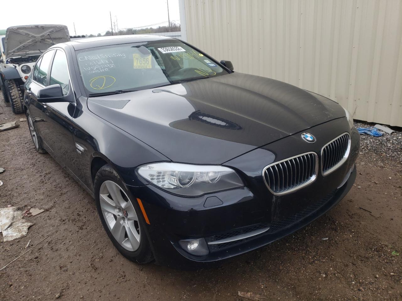 BMW 528 XI 2012 with VIN WBAXH5C55CDW09848 - Photo from auction