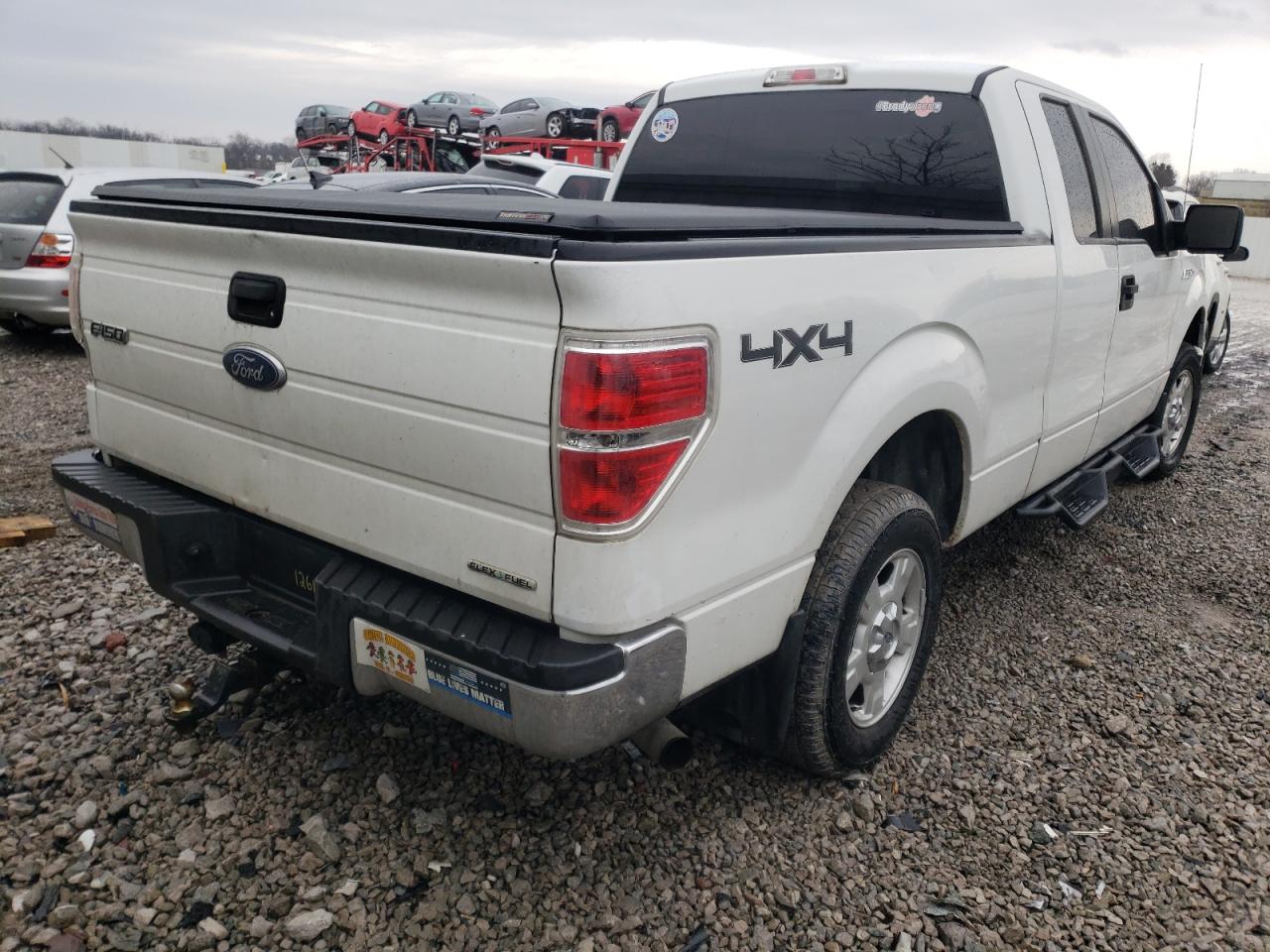 Photo 4 from auction – 2011 FORD F150 SUPER with VIN 1FTFX1EF0BFA10553