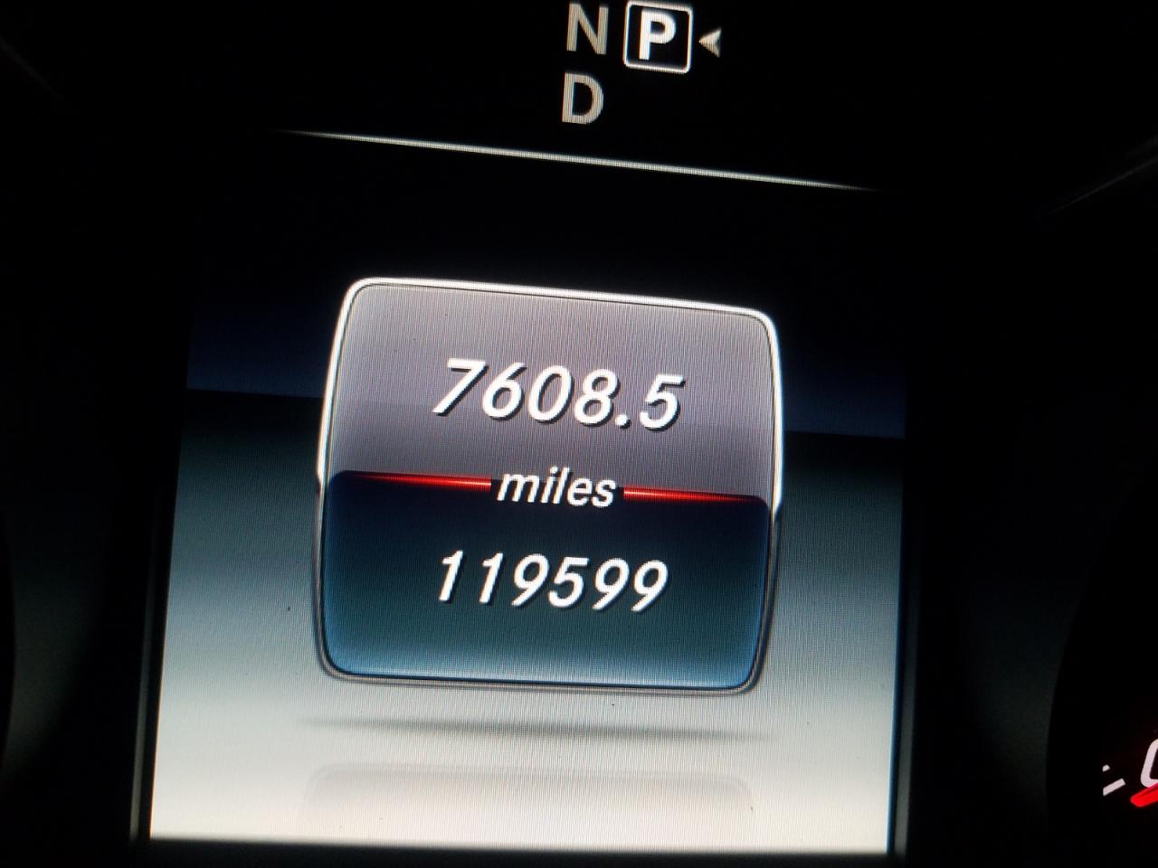 Photo 8 from auction – 2015 MERCURY C300 with VIN 55SWF4KB6FU006716
