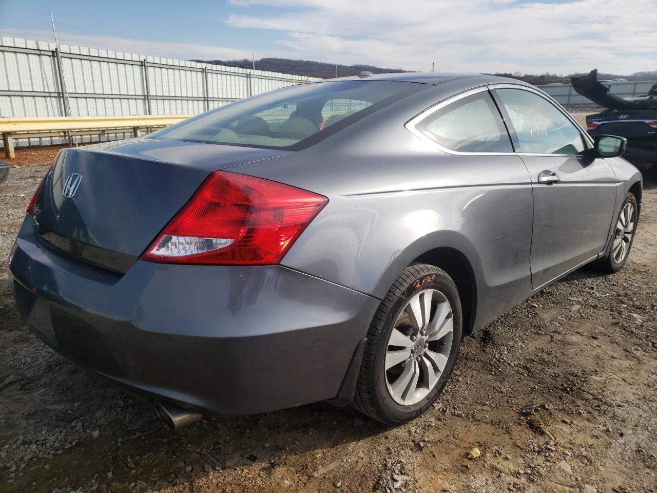 Photo 4 from auction – 2011 HONDA ACCORD with VIN 1HGCS1B83BA003201