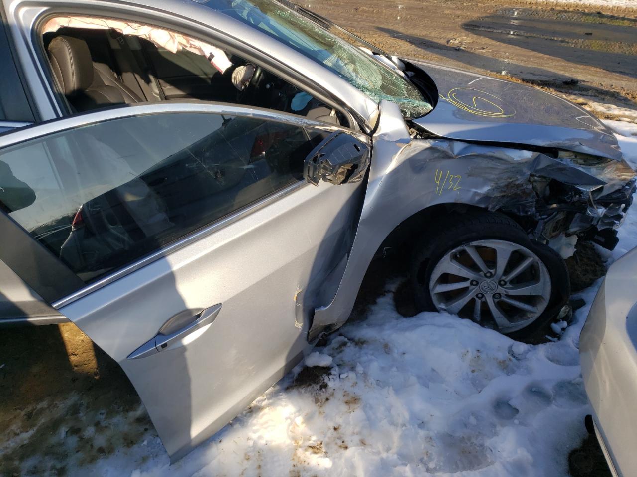 Photo 9 from auction – 2017 ACURA ILX BASE W with VIN 19UDE2F34HA009792