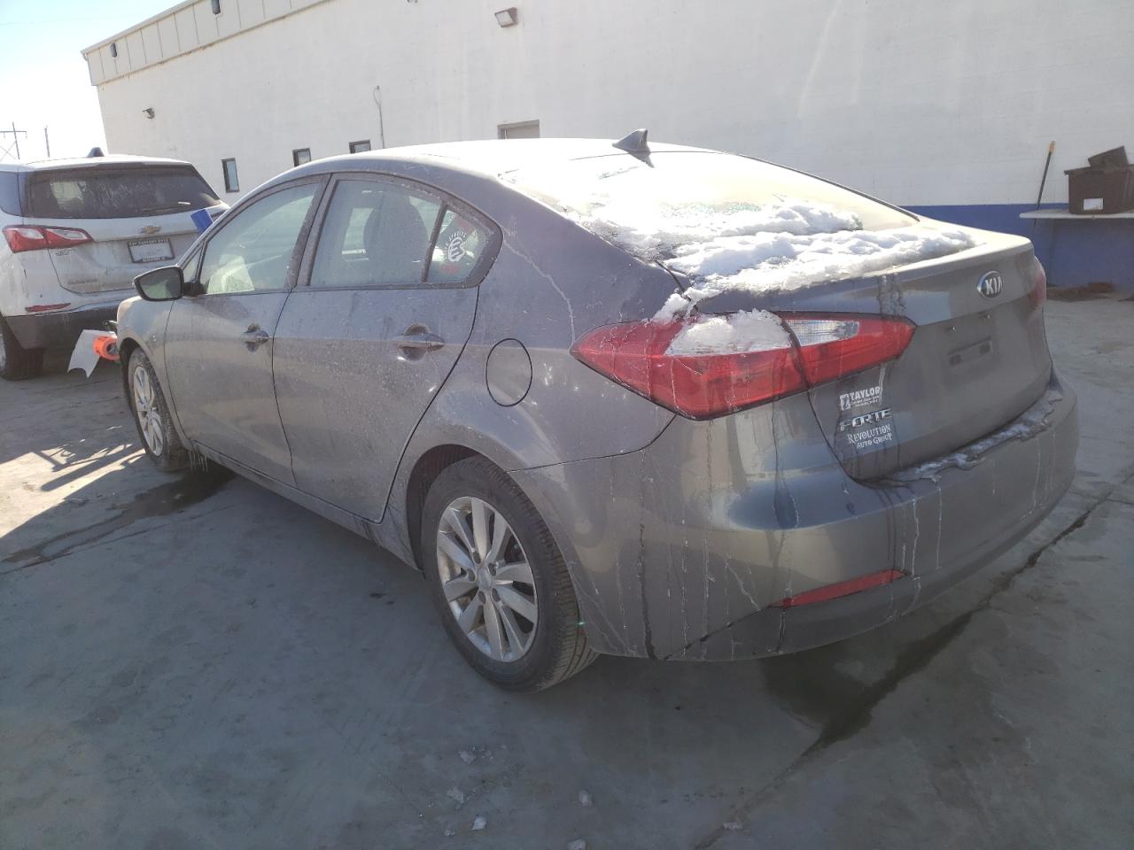 Photo 3 from auction – 2016 KIA FORTE LX with VIN KNAFX4A60G5508849