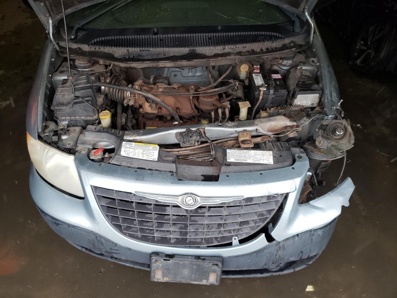 Photo 7 from auction – 2002 CHRYSLER VOYAGER with VIN 1C4GJ25322B742479