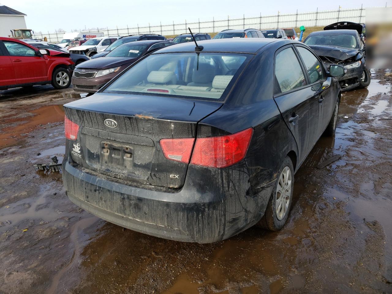 Photo 4 from auction – 2010 KIA FORTE EX with VIN KNAFU4A23A5860742