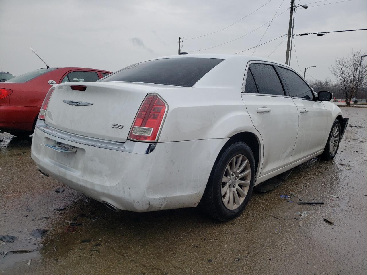 Photo 4 from auction – 2013 CHRYSLER 300 with VIN 2C3CCAAG5DH533134