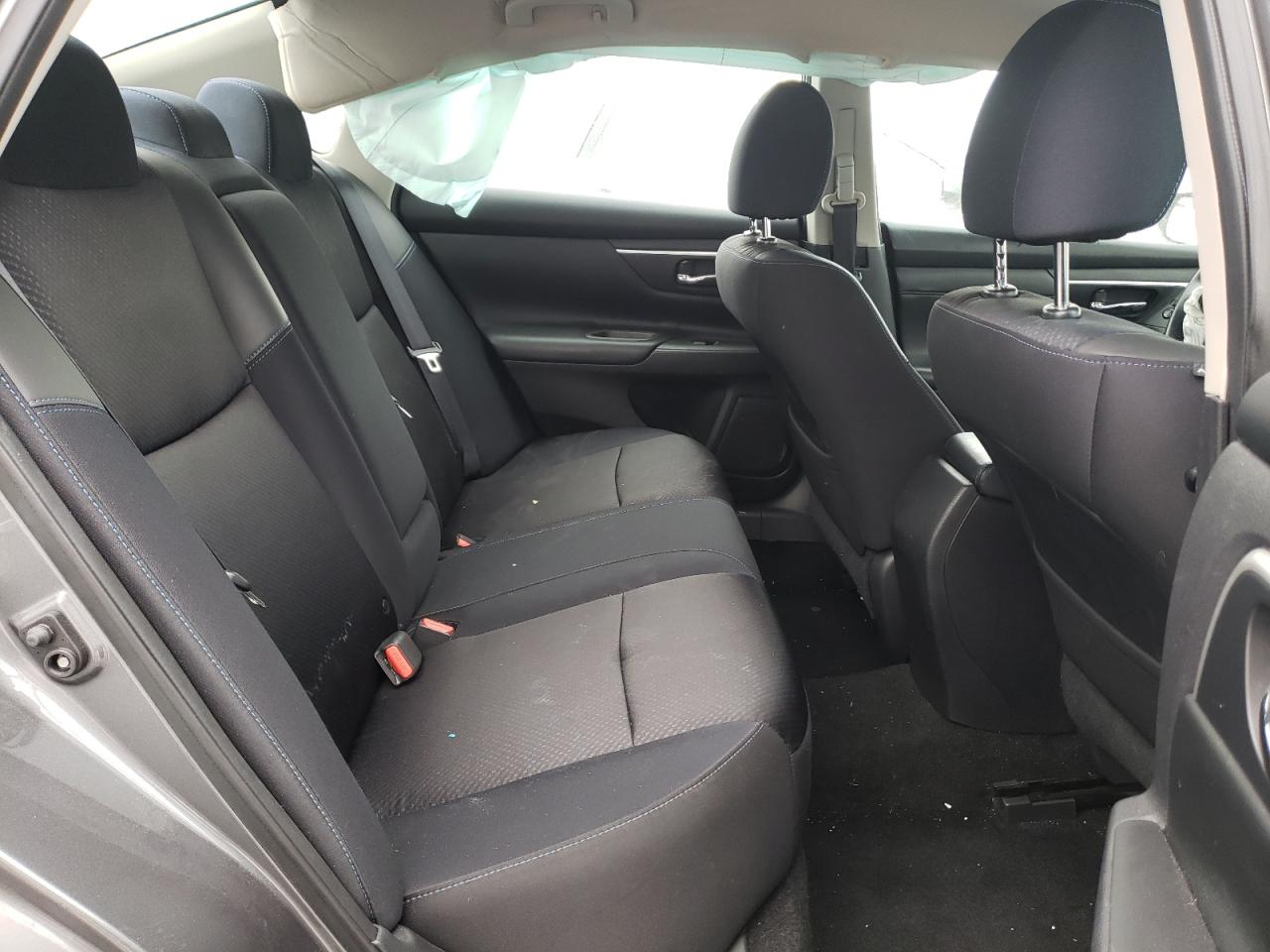 Photo 6 from auction – 2016 NISSAN ALTIMA 2.5 with VIN 1N4AL3AP1GC217810