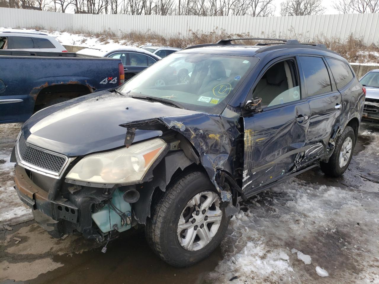 Фото 2 с аукциона – 2012 CHEVROLET TRAVERSE L с VIN 1GNKVFED2CJ185070