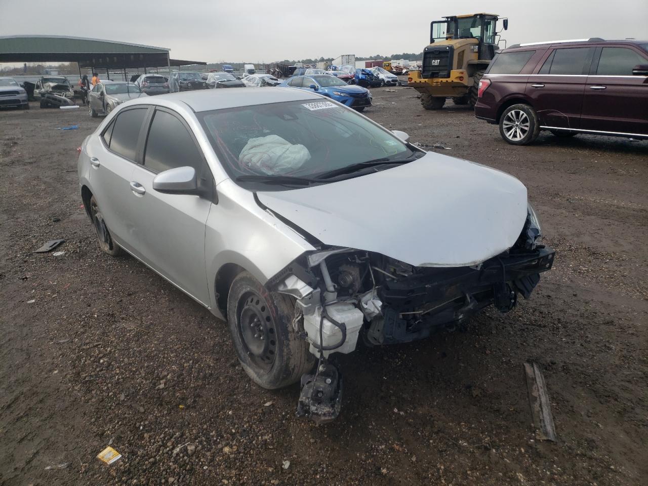 TOYOTA COROLLA L 2017 with VIN 5YFBURHE9HP594302 - Photo from auction