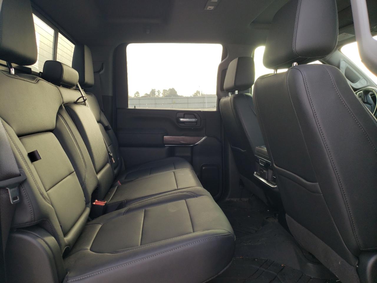 Photo 6 from auction – 2021 CHEVROLET SILVERADO with VIN 1GC4YPEY1MF196289