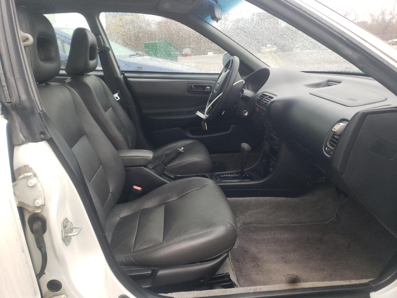 Photo 5 from auction – 1998 ACURA INTEGRA LS with VIN JH4DB7659WS006382