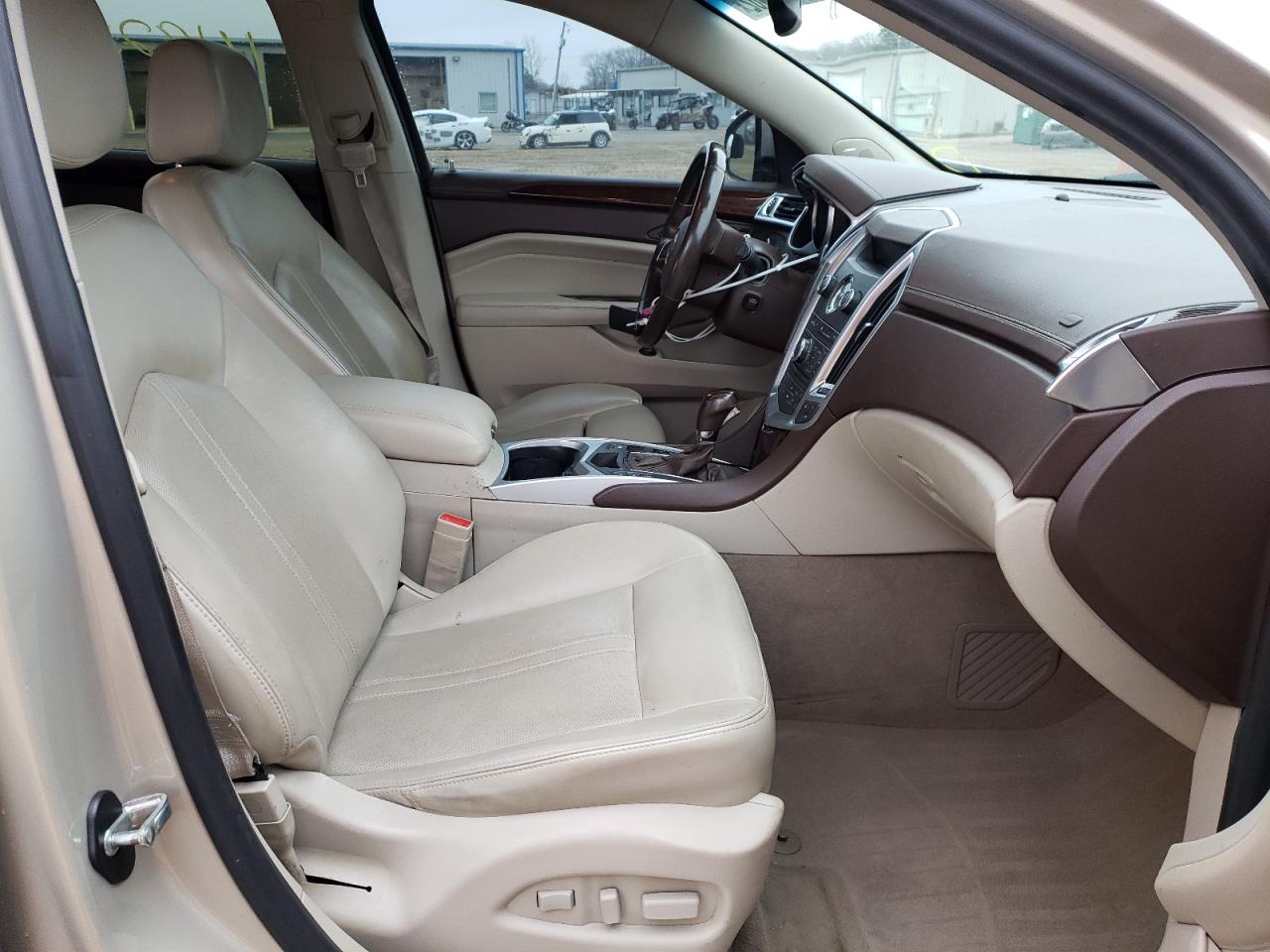 Foto 5 de la subasta – 2012 CADILLAC SRX PERFOR con VIN 3GYFNBE35CS595980