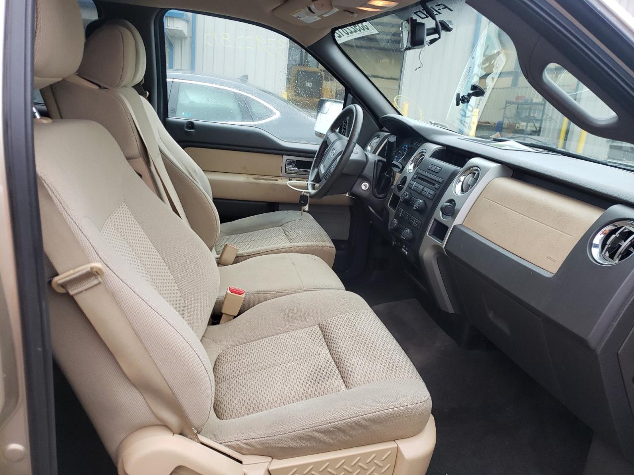 Photo 5 from auction – 2011 FORD F150 SUPER with VIN 1FTEW1CM1BFC84781