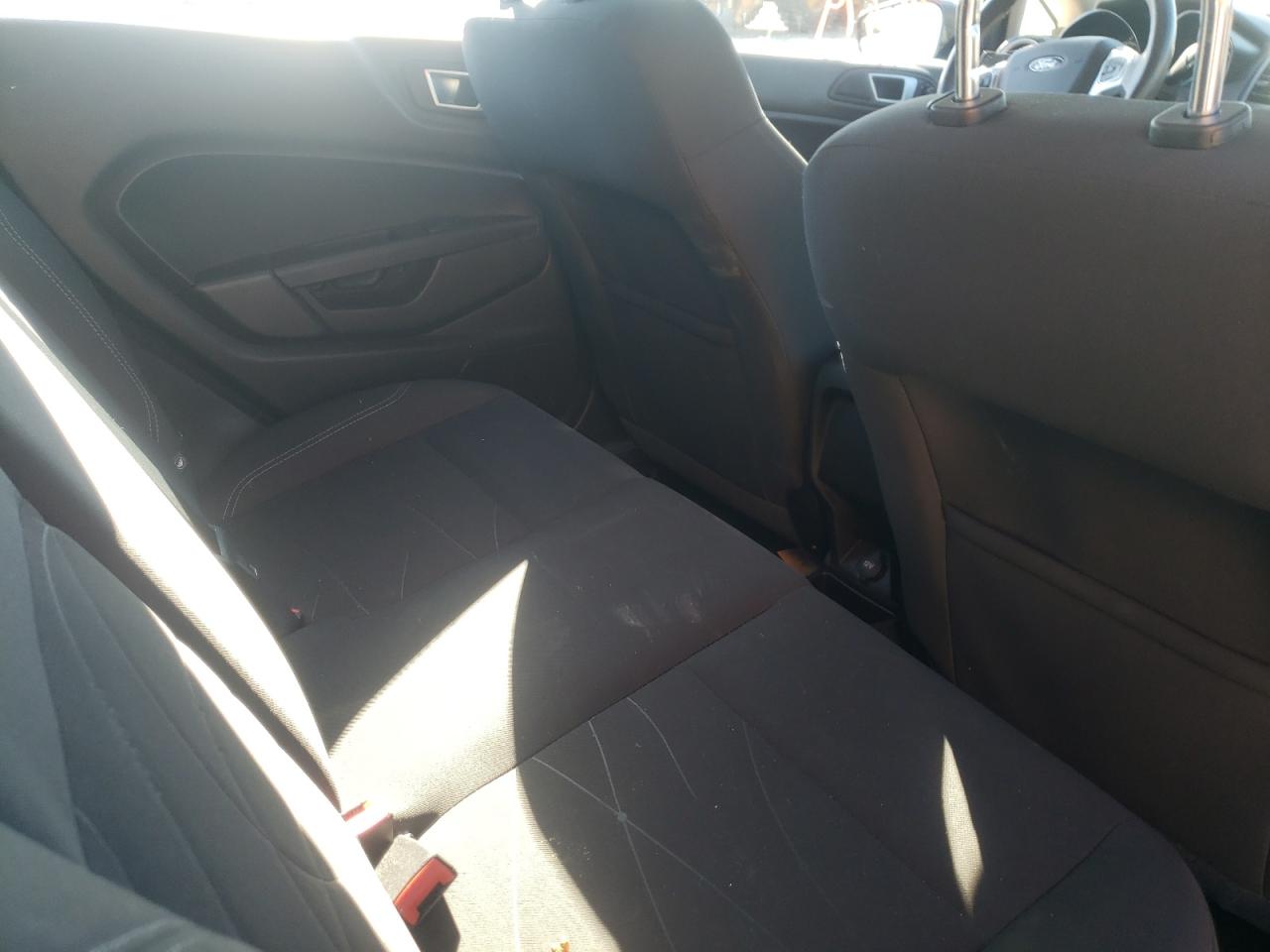 Photo 6 from auction – 2016 FORD FIESTA with VIN 3FADP4EJ0GM182575