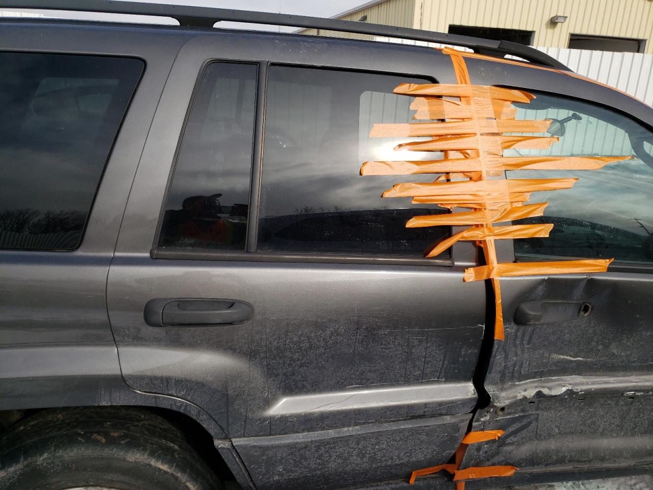 Photo 6 from auction – 2004 JEEP GRAND CHER with VIN 1J4GW48S54C354590