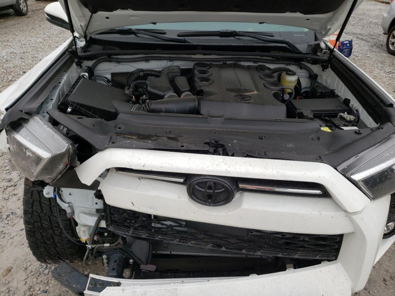 Photo 7 from auction – 2021 TOYOTA 4RUNNER SR with VIN JTEFU5JR5M5243252