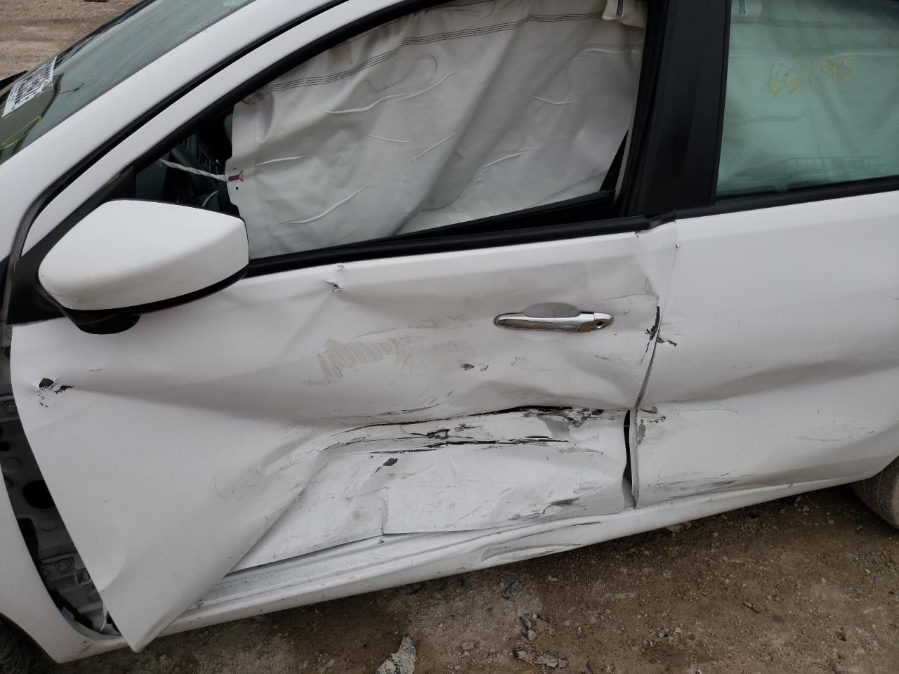 Photo 9 from auction – 2018 NISSAN VERSA S with VIN 3N1CN7AP8JL866149