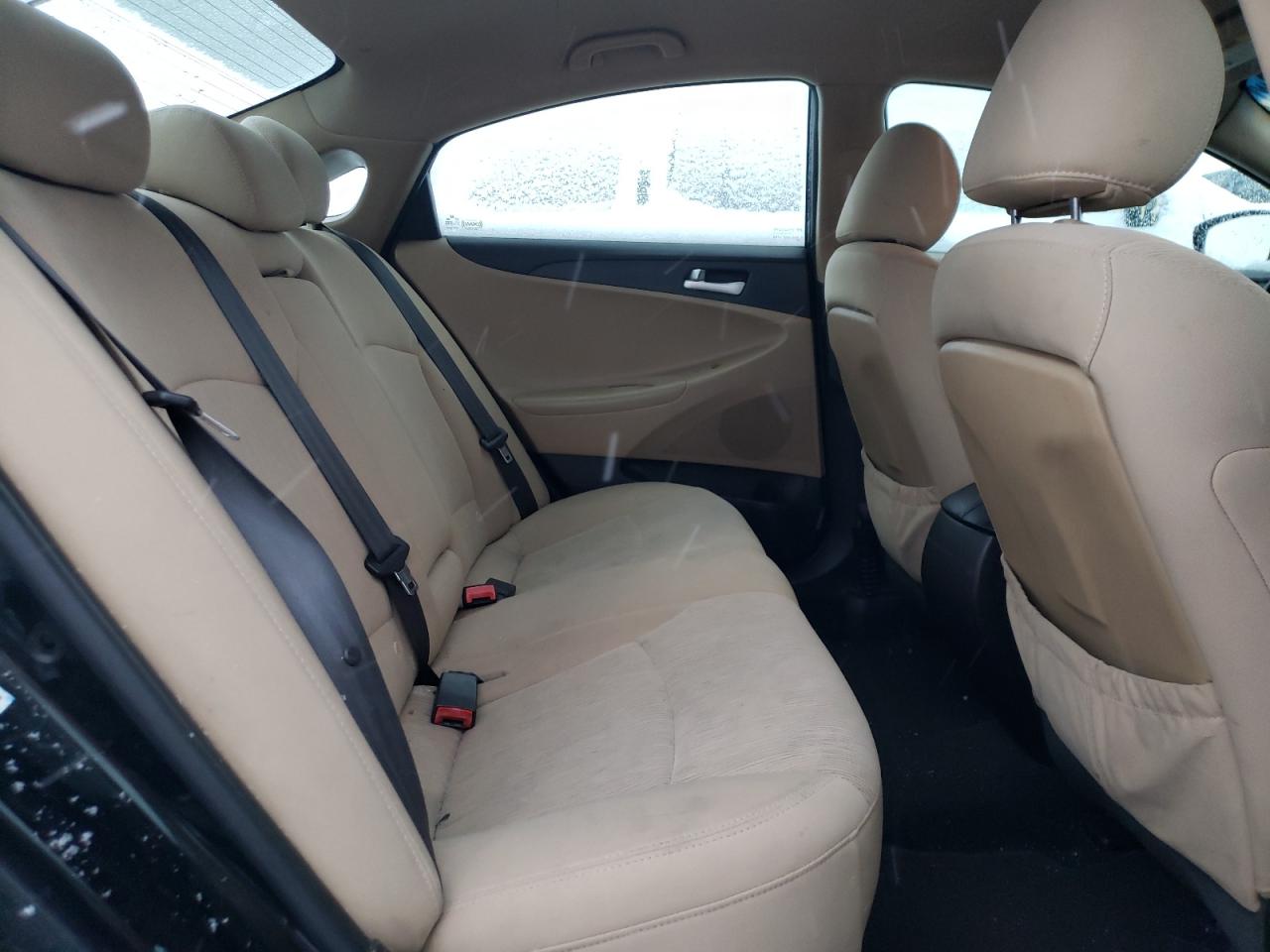 Photo 6 from auction – 2011 HYUNDAI SONATA GLS with VIN 5NPEB4AC6BH111741
