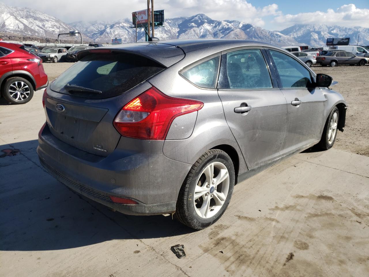 Photo 4 from auction – 2014 FORD FOCUS SE with VIN 1FADP3K28EL441206