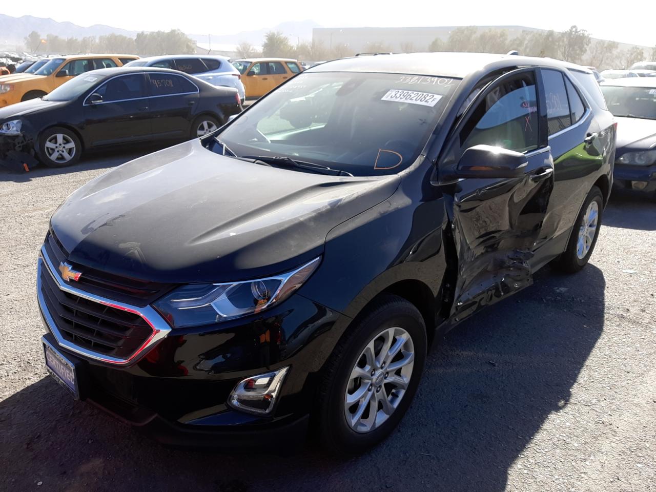 Photo 2 from auction – 2019 CHEVROLET EQUINOX LT with VIN 2GNAXTEV6K6130663